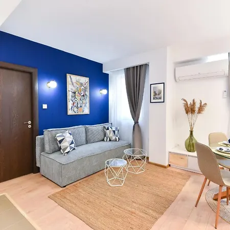 Lyana's One Bedroom *