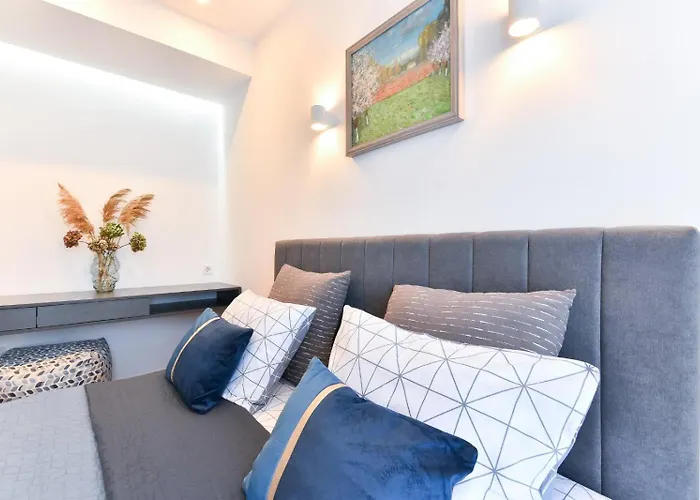 Lyana's One Bedroom *